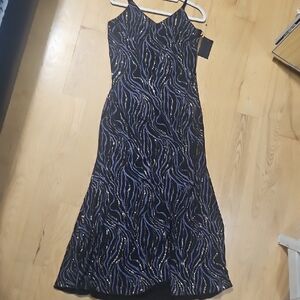 Elegant Black and Gold Maxi Dress